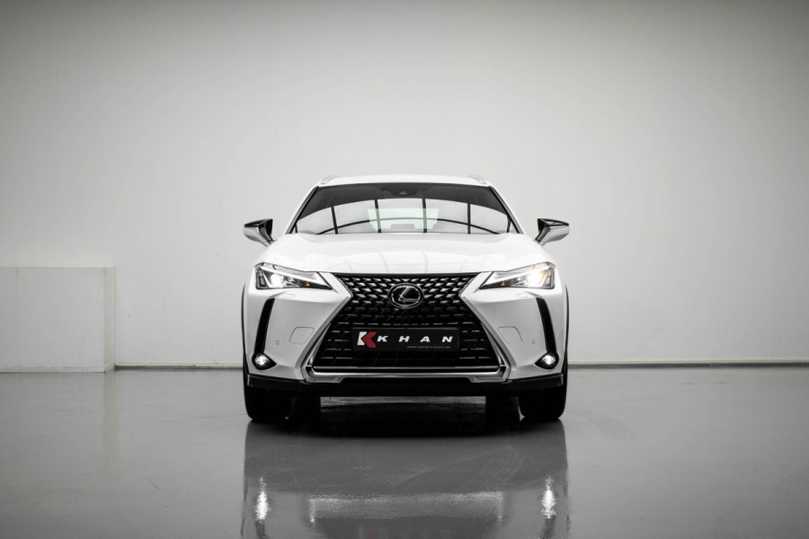 Lexus UX 300e Luxury 54 kWh |Stoelverkoeling|ACC|Leder|Camera|