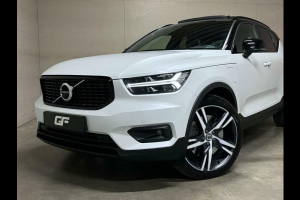 Volvo XC40 1.5 T5 Recharge R-Design Pano Navi Camera Trekh.