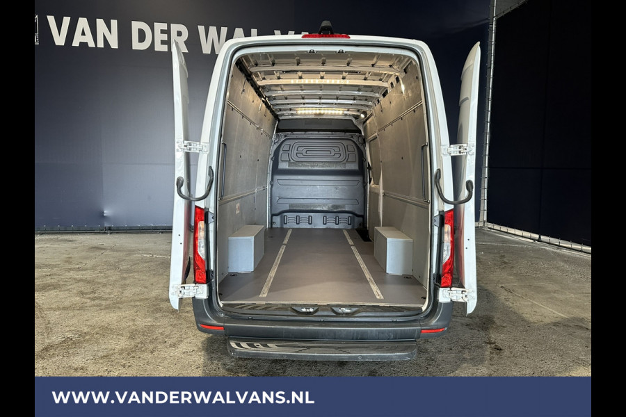 Mercedes-Benz Sprinter 315 CDI 150pk L3H2 Euro6 Airco | 360 graden Camera | Navigatie | Apple Carplay Android Auto, Cruisecontrol, Parkeersensoren, Stoelverwarming, Chauffeursstoel, Bijrijdersbank