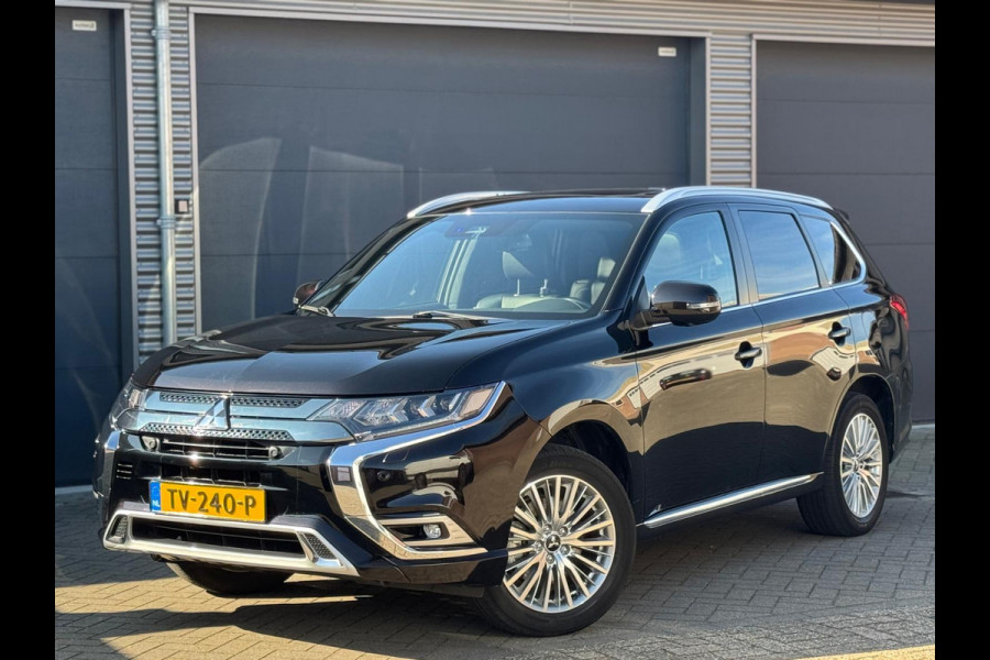 Mitsubishi Outlander 2.4 PHEV Intense+, luxe interieur, schuifdak, trekhaak, nl auto met nationale auto pas