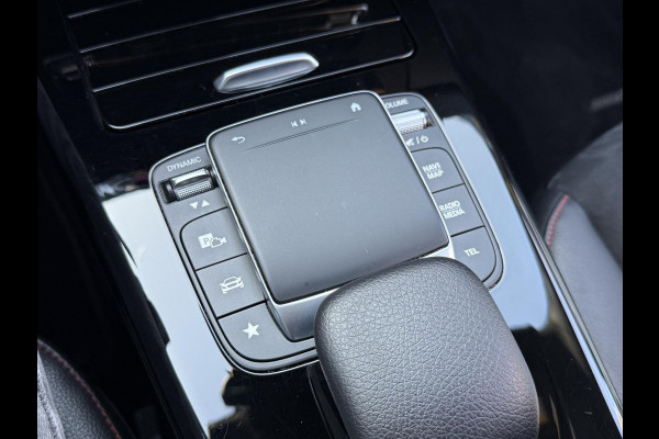 Mercedes-Benz CLA-Klasse 200 AMG Line 2e Eigenaar,Navi,Camera,Stoelverwarming,Ambient Lighting,Sportstoelen,Weinig KM,N.A.P,APK tot 07-2026