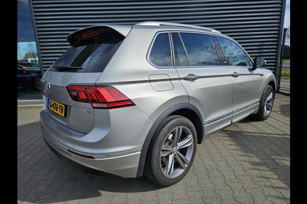 Volkswagen Tiguan 1.4 TSI ACT Comfortline Business R 150pk DSG | Trekhaak af Fabriek | Adaptive Cruise | Apple Carplay | 19"L.M | LED Koplampen | Stoelverwarming | Navi Full Map |