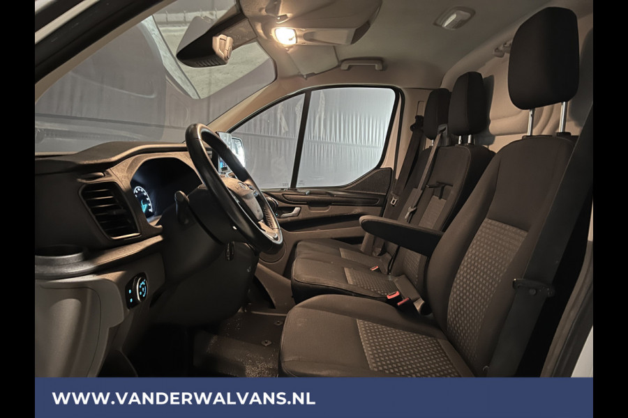 Ford Transit Custom 2.0 TDCI L1H1 Euro6 Airco | Navigatie | Camera | LED | Cruisecontrol | Trekhaak | Verwarmde voorruit Parkeersensoren, Bijrijdersbank