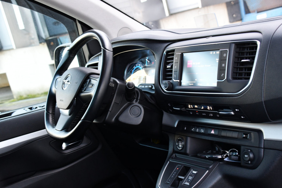 Opel Zafira-e Life L2H1 Innovation 57 kWh PB Edition Marge! Full Options, 360 Camera, Carplay, Leder, LED, Multimedia, 2 x Schuifdeur, UNIEK!
