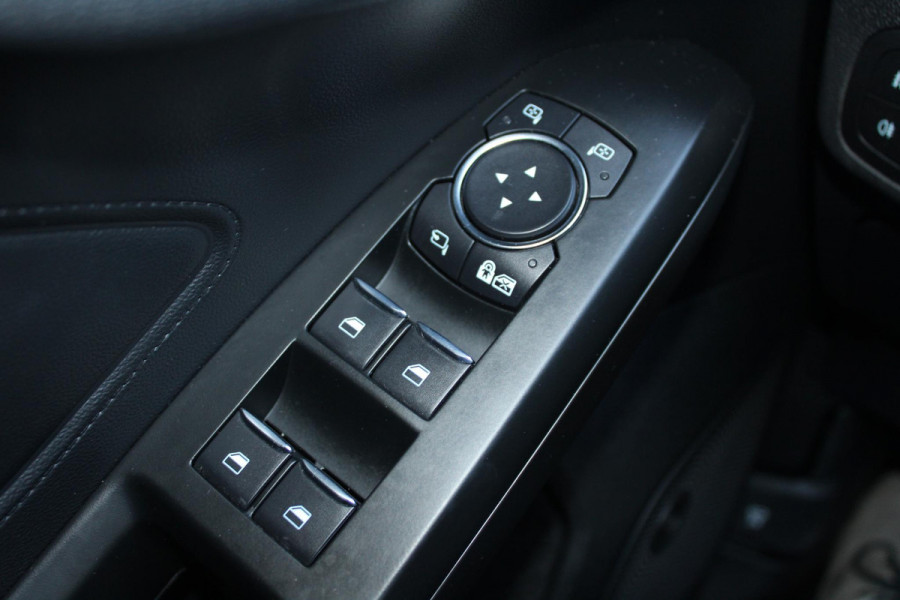 Ford Focus 2.3 EcoBoost ST-3 | Adaptive cruise control | Winter Pack | Head up Display | Sper differentieel | Bang & Olufsen | Achteruitrijcamera