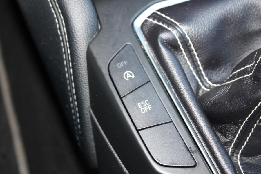 Ford Focus 2.3 EcoBoost ST-3 | Adaptive cruise control | Winter Pack | Head up Display | Sper differentieel | Bang & Olufsen | Achteruitrijcamera