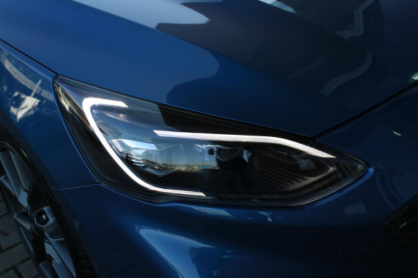 Ford Focus 2.3 EcoBoost ST-3 | Adaptive cruise control | Winter Pack | Head up Display | Sper differentieel | Bang & Olufsen | Achteruitrijcamera