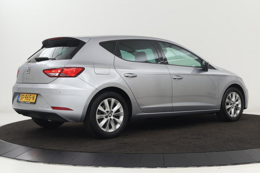 Seat Leon 1.0 TSI Style Intens | Carplay | Navigatie | Keyless | Climate control | PDC | Cruise control | Bluetooth