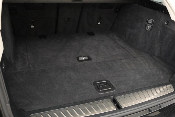 BMW 5 Serie 520i High Executive Edition | Panoramadak | Trekhaak | Leder | Camera | Stoelverwarming | Carplay | Memory | Comfortstoelen | Full LED | Live Cockpit