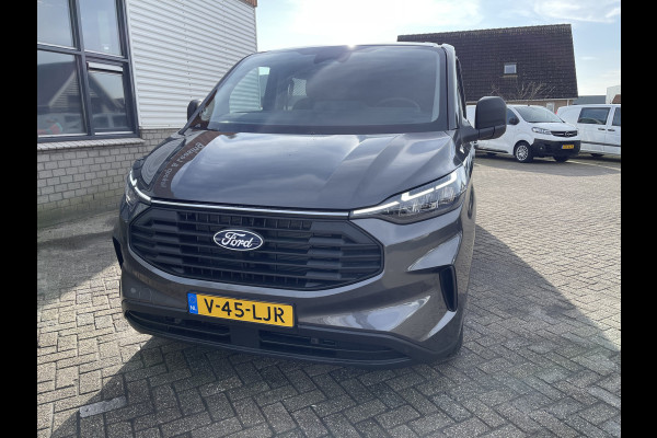 Ford Transit Custom 320 2.0 TDCI L2H1 Trend originele Ford DC 5 persoons / vaste prijs rijklaar € 43.950 ex btw / lease vanaf € / dubbele schuifdeur links rechts / stoelverwarming / trekhaak !