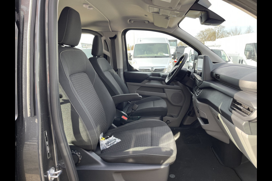 Ford Transit Custom 320 2.0 TDCI L2H1 Trend originele Ford DC 5 persoons / vaste prijs rijklaar € 43.950 ex btw / lease vanaf € / dubbele schuifdeur links rechts / stoelverwarming / trekhaak !