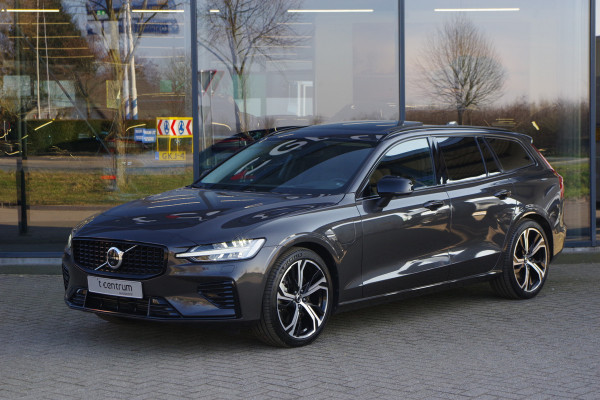 Volvo V60 2.0 T6 350 PK Plug-in Hybrid AWD Plus Dark, Panoramadak, H/K Geluidssysteem, Trekhaak, Memory