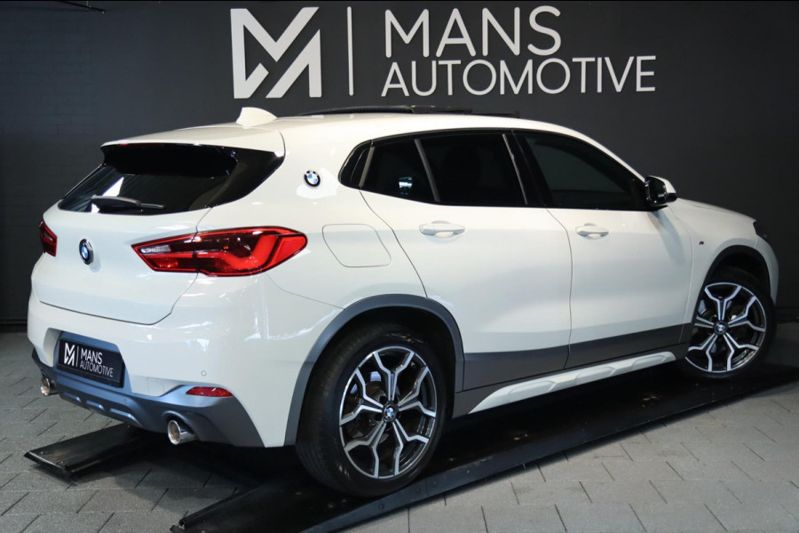 BMW X2 XDrive20i M Sport / PANODAK / KEYLESS / ALCANTARA / STUUR+STOELVERW / 19''