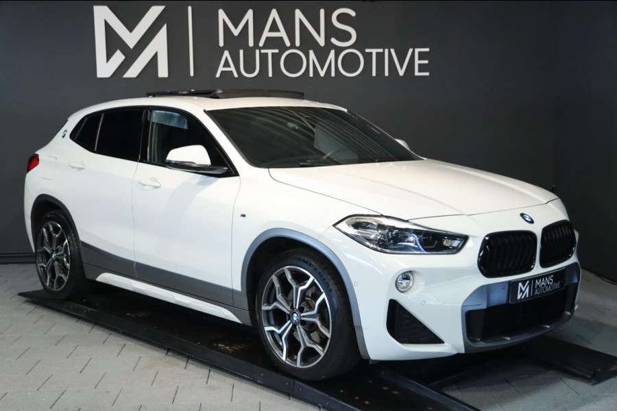 BMW X2 XDrive20i M Sport / PANODAK / KEYLESS / ALCANTARA / STUUR+STOELVERW / 19''