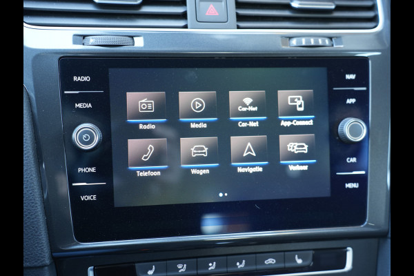 Volkswagen e-Golf E-DITION | Navigatie | Climate Control | ACC | Stoelverwarming