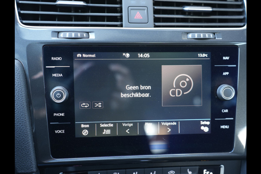 Volkswagen e-Golf E-DITION | Navigatie | Climate Control | ACC | Stoelverwarming