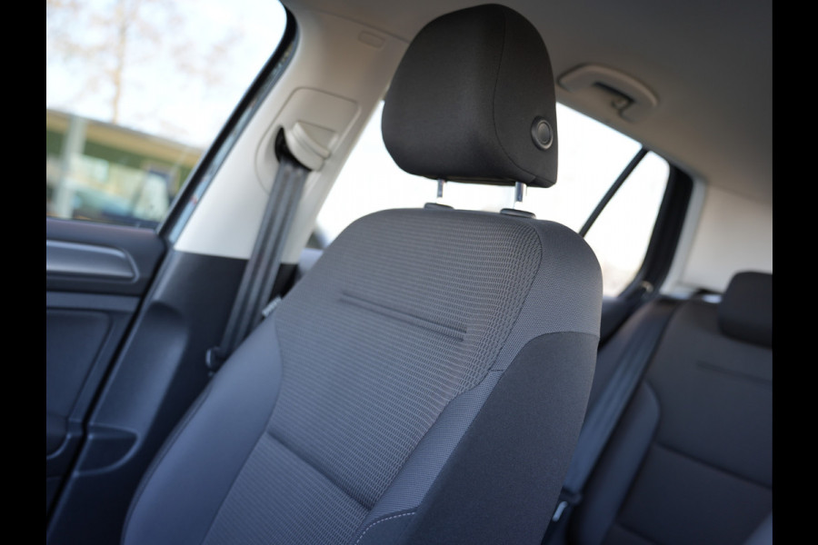 Volkswagen e-Golf E-DITION | Navigatie | Climate Control | ACC | Stoelverwarming