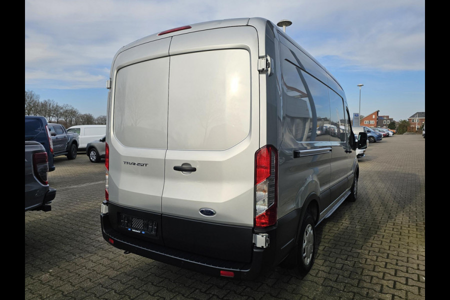 Ford Transit 310 2.0 TDCI L3H2 Trend 170pk! | Airco | Cruise control | Parkeersensoren | Lane assist | Nette auto!