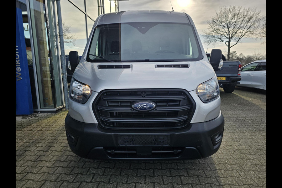 Ford Transit 310 2.0 TDCI L3H2 Trend 170pk! | Airco | Cruise control | Parkeersensoren | Lane assist | Nette auto!