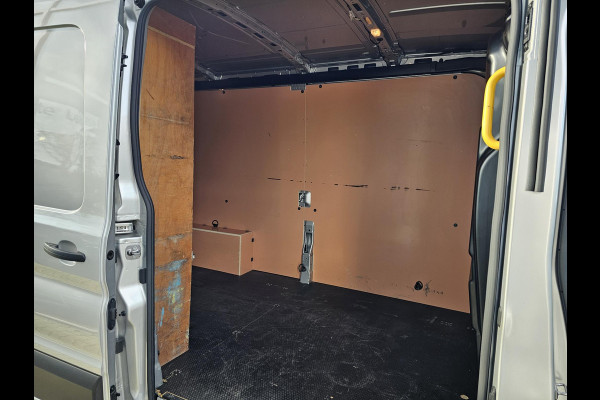 Ford Transit 310 2.0 TDCI L3H2 Trend 170pk! | Airco | Cruise control | Parkeersensoren | Lane assist | Nette auto!