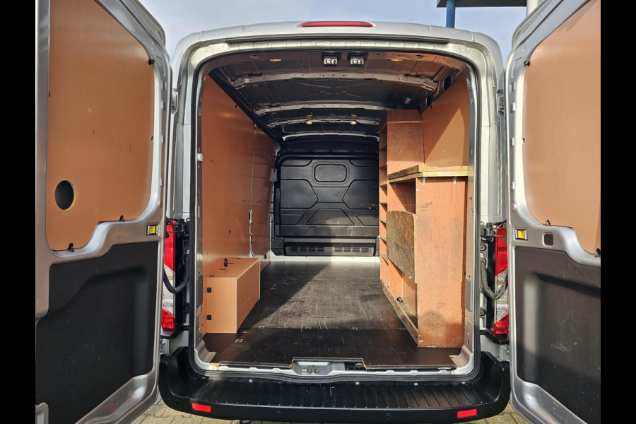 Ford Transit 310 2.0 TDCI L3H2 Trend 170pk! | Airco | Cruise control | Parkeersensoren | Lane assist | Nette auto!