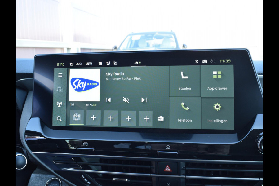 Citroën C5 X 1.6 Plug-in Hybrid 225 Max MASSAGE STOELEN | SCHUIFKANTELDAK | 360 CAMERA MET SENSOREN | NAVIGATIE | CARPLAY | UIT VOORRAAD LEVERBAAR