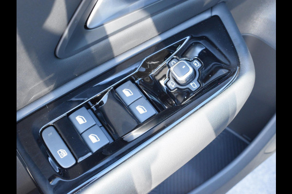 Citroën C5 X 1.6 Plug-in Hybrid 225 Max MASSAGE STOELEN | SCHUIFKANTELDAK | 360 CAMERA MET SENSOREN | NAVIGATIE | CARPLAY | UIT VOORRAAD LEVERBAAR