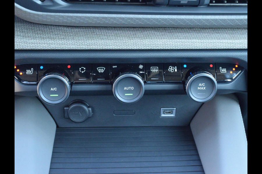 Citroën C5 X 1.6 Plug-in Hybrid 225 Max MASSAGE STOELEN | SCHUIFKANTELDAK | 360 CAMERA MET SENSOREN | NAVIGATIE | CARPLAY | UIT VOORRAAD LEVERBAAR