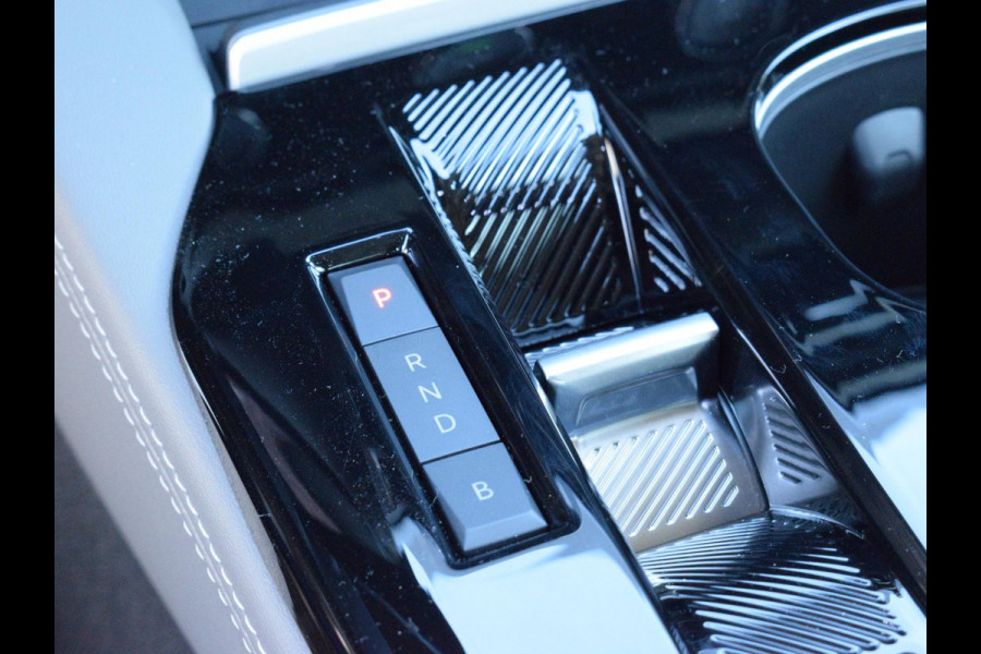 Citroën C5 X 1.6 Plug-in Hybrid 225 Max MASSAGE STOELEN | SCHUIFKANTELDAK | 360 CAMERA MET SENSOREN | NAVIGATIE | CARPLAY | UIT VOORRAAD LEVERBAAR