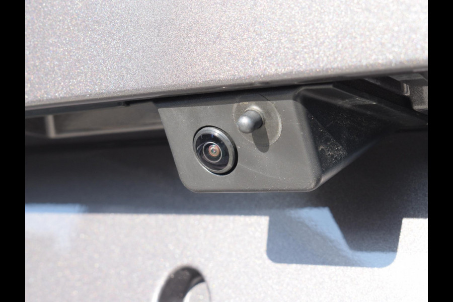Citroën C5 X 1.6 Plug-in Hybrid 225 Max MASSAGE STOELEN | SCHUIFKANTELDAK | 360 CAMERA MET SENSOREN | NAVIGATIE | CARPLAY | UIT VOORRAAD LEVERBAAR