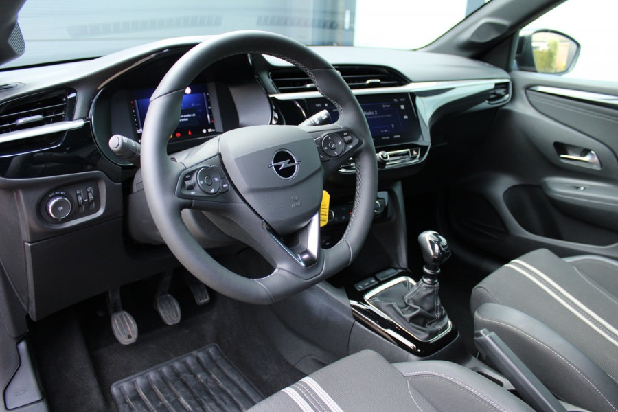 Opel Corsa 1.2 Turbo GS | Carplay | Camera | Nieuw model | Cruise | DAB | Airco Opel Corsa 1.2 Turbo GS | Carplay | Camera | Nieuw model | Cruise | DAB | Airco