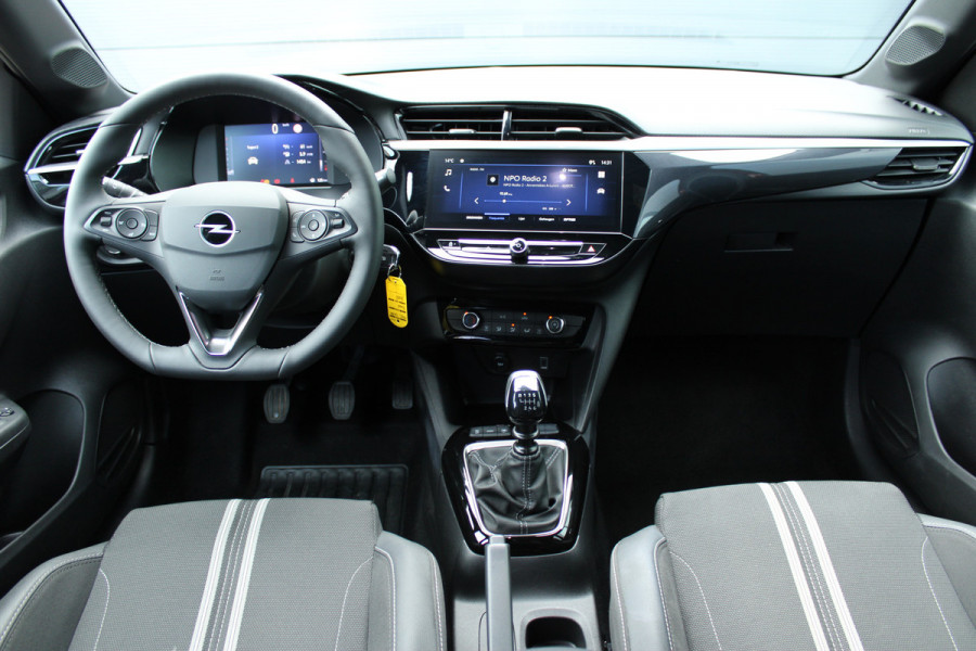 Opel Corsa 1.2 Turbo GS | Carplay | Camera | Nieuw model | Cruise | DAB | Airco Opel Corsa 1.2 Turbo GS | Carplay | Camera | Nieuw model | Cruise | DAB | Airco