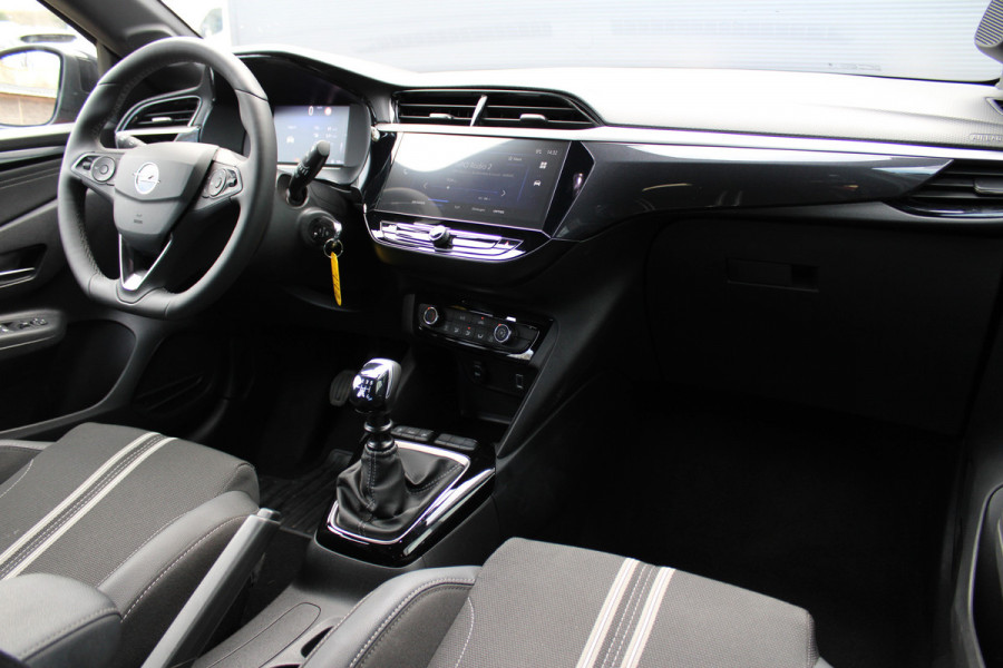 Opel Corsa 1.2 Turbo GS | Carplay | Camera | Nieuw model | Cruise | DAB | Airco Opel Corsa 1.2 Turbo GS | Carplay | Camera | Nieuw model | Cruise | DAB | Airco