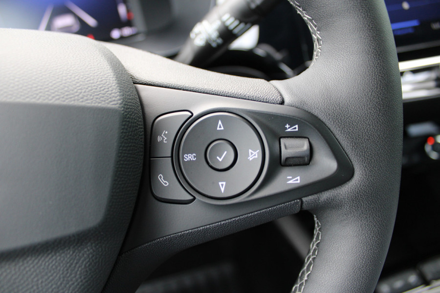 Opel Corsa 1.2 Turbo GS | Carplay | Camera | Nieuw model | Cruise | DAB | Airco Opel Corsa 1.2 Turbo GS | Carplay | Camera | Nieuw model | Cruise | DAB | Airco