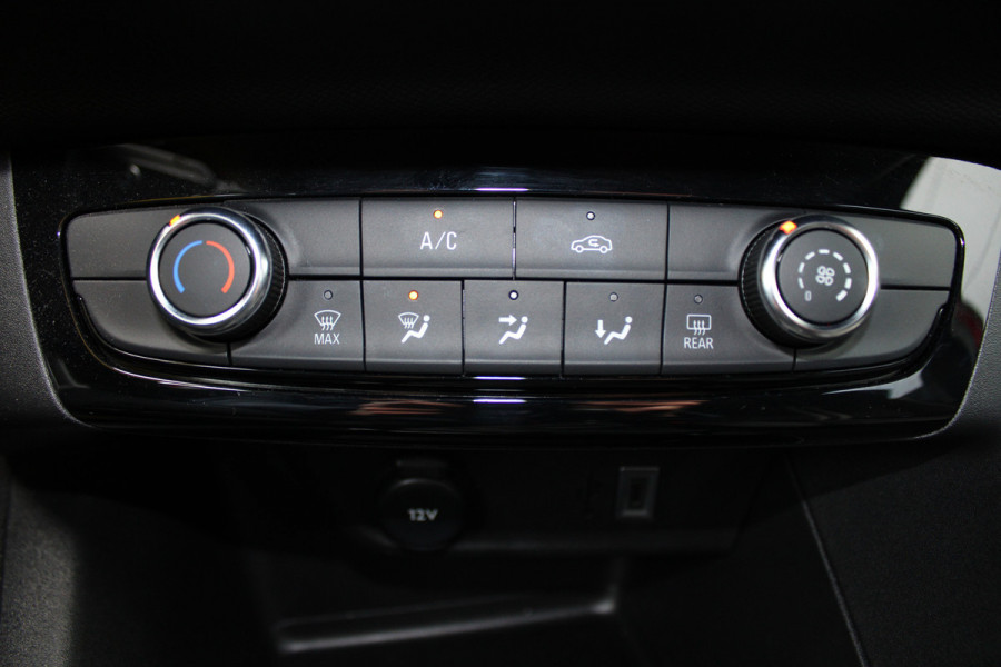 Opel Corsa 1.2 Turbo GS | Carplay | Camera | Nieuw model | Cruise | DAB | Airco Opel Corsa 1.2 Turbo GS | Carplay | Camera | Nieuw model | Cruise | DAB | Airco