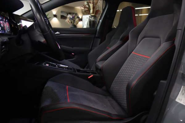 Volkswagen Golf 2.0 TSI GTI CLUBSPORT /PANO/IQLIGHT/CARPLAY/ACC/VOLL