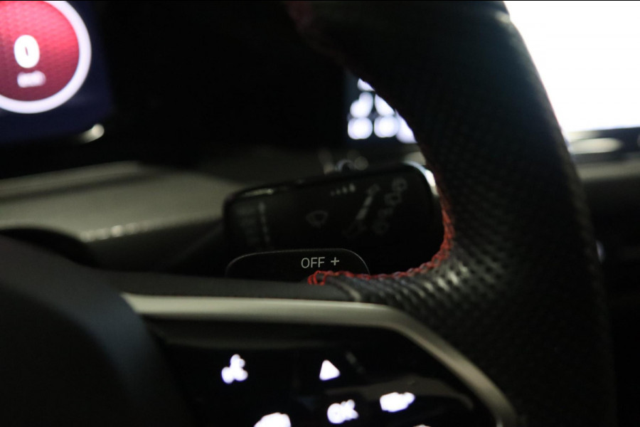 Volkswagen Golf 2.0 TSI GTI CLUBSPORT /PANO/IQLIGHT/CARPLAY/ACC/VOLL