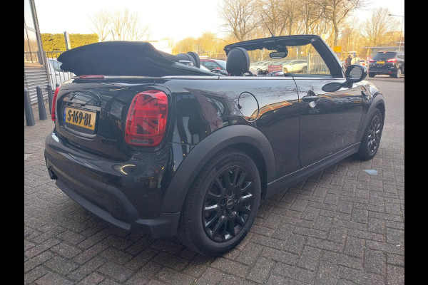 MINI Cabrio 1.5 Cooper Classic Automaat