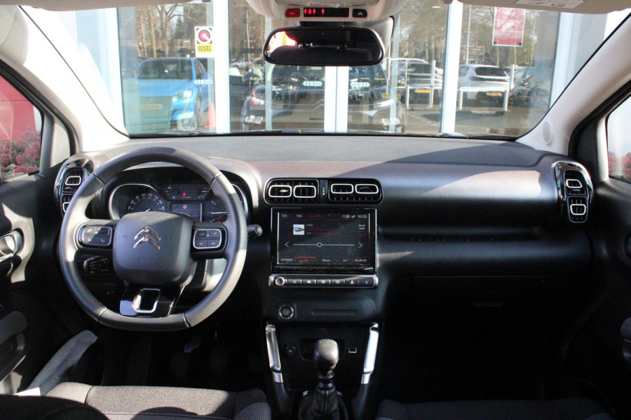 Citroën C3 Aircross 1.2 110PK MAX | NAVIGATIE | APPLE CARPLAY/ANDROID | KEYLESS ENTRY/START | ACHTERUITRIJ CAMERA | LED KOPLAMPEN | DAB+ RADIO | REGEN/LICHT SENSOR | CLIMATE CONTROL |