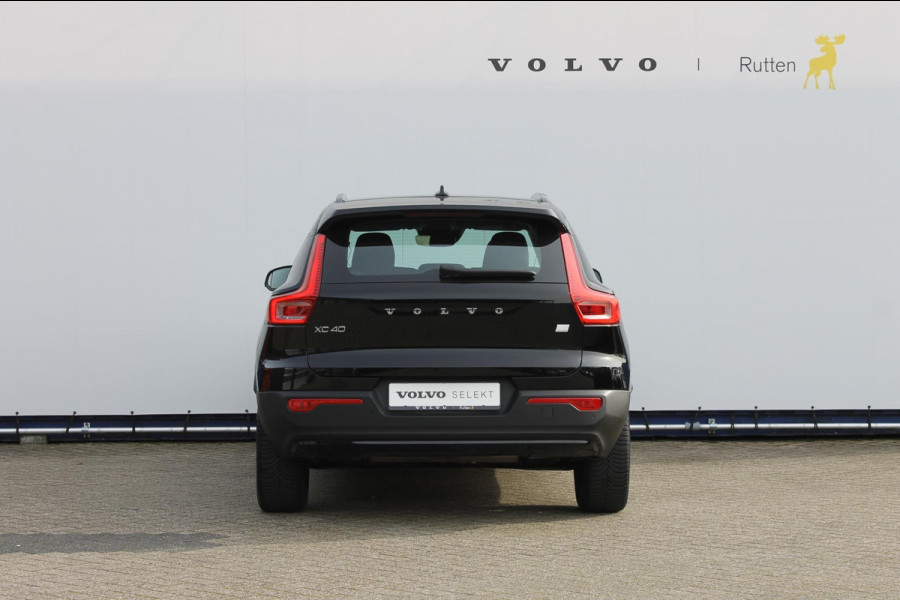 Volvo XC40 T4 211PK Automaat Recharge R-Design Expression Navigatie / Standkachel / 18" lichtmetalen velgen / Cruise Control / Climate Control / Keyless Entry / Camera achter