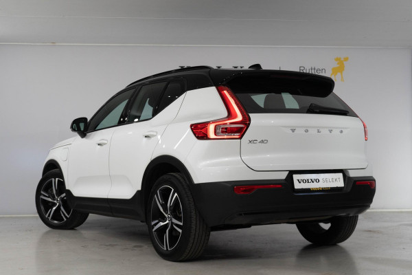 Volvo XC40 T5 262PK Automaat Recharge R-Design / Climate pack  / Park assist / Camera achter / Nubuck bekleding / Volvo On-Call