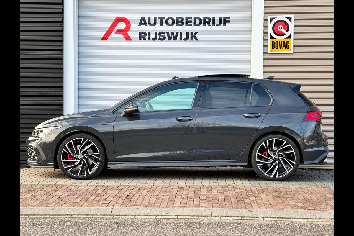 Volkswagen Golf 2.0 TSI GTI Pano/H&K/Matrix Volkswagen Golf 2.0 TSI GTI Pano/H&K/Matrix