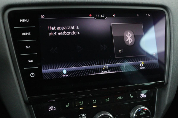 Škoda Octavia 1.5 TSI Sport | Panoramadak | Stoelverwarming | Full LED | Sportstoelen | Carplay | Navigatie | PDC | Climate control