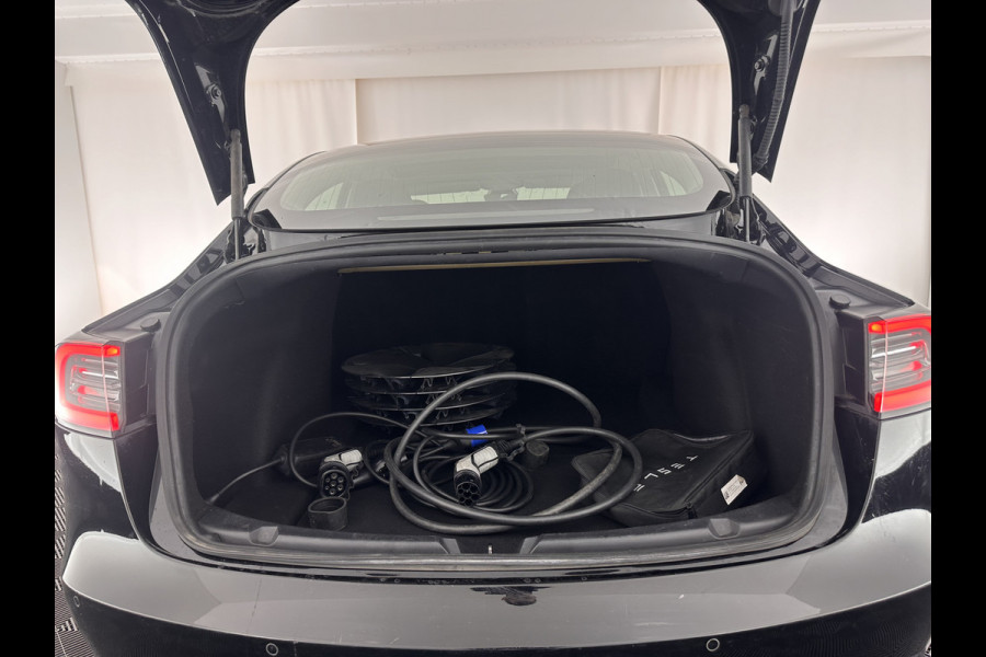 Tesla Model 3 Standard RWD Plus 60 kWh [ 3-Fase ] (INCL-BTW) Aut. *PANO | AUTO-PILOT | FULL-LEATHER | KEYLESS | FULL-LED | MEMORY-PACK | SURROUND-VIEW | DAB | CARPLAY | DIGI-COCKPIT | LANE-ASSIST | COMFORT-SEATS | 18"ALU*