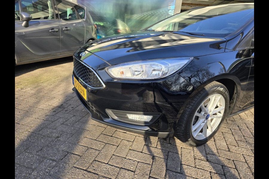 Ford FOCUS Wagon 1.0 Lease Edition | 12 MND GARANTIE | NW APK |AIRCO | NAVI | PDC | LMV |