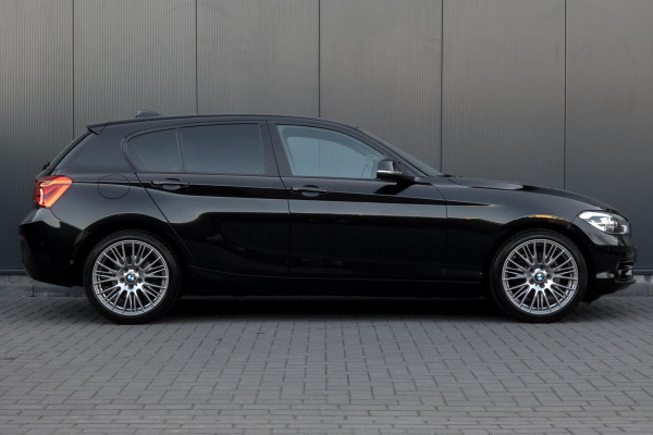 BMW 1-serie 118i Sport Line Edition | CAMERA | HARMAN&KARDON | PDC | M-SPORT STUUR