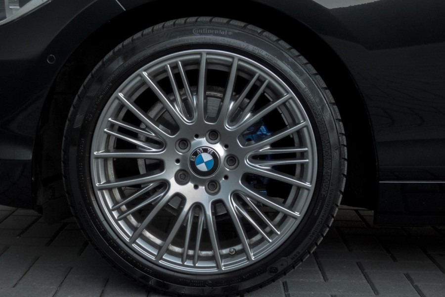 BMW 1-serie 118i Sport Line Edition | CAMERA | HARMAN&KARDON | PDC | M-SPORT STUUR