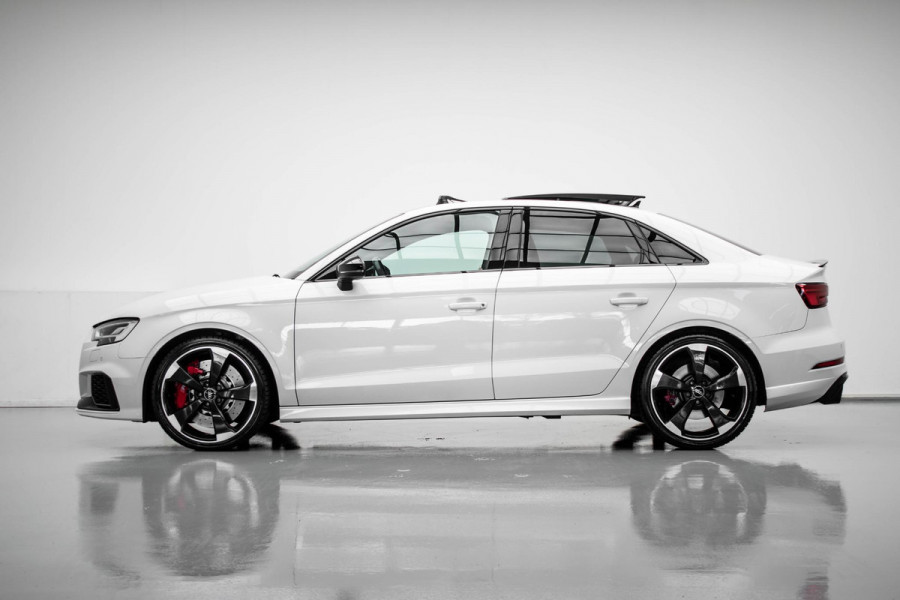 Audi RS3 Limousine 2.5 TFSI quattro |Pano|RS Seat|B&O|Keyless|