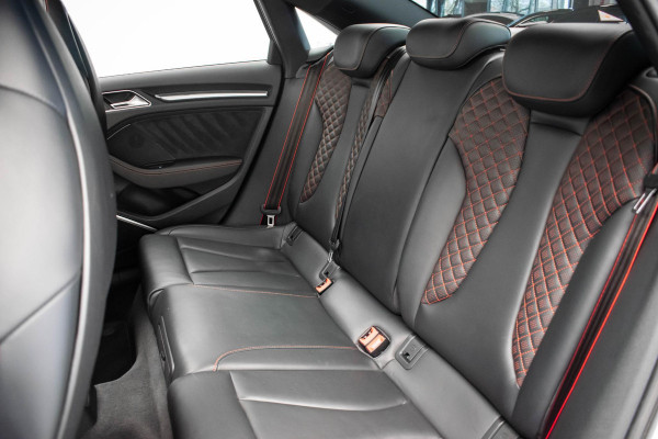 Audi RS3 Limousine 2.5 TFSI quattro |Pano|RS Seat|B&O|Keyless|