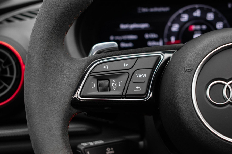 Audi RS3 Limousine 2.5 TFSI quattro |Pano|RS Seat|B&O|Keyless|